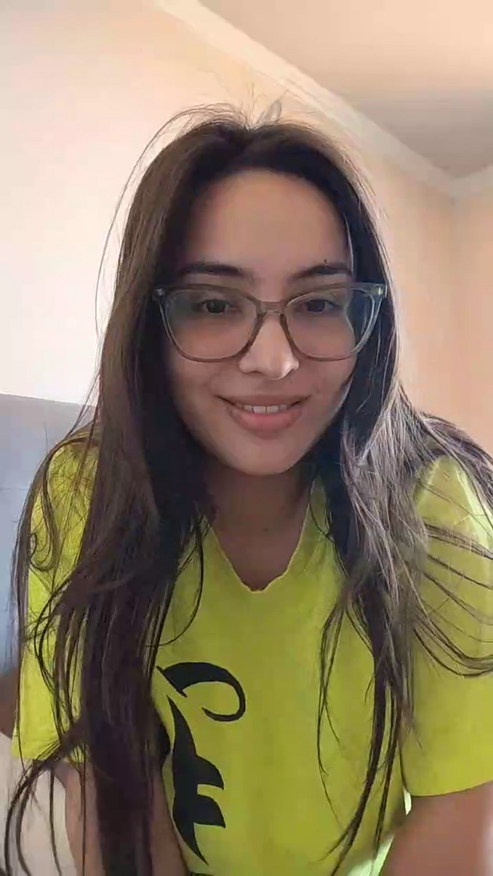 Latinaakita4