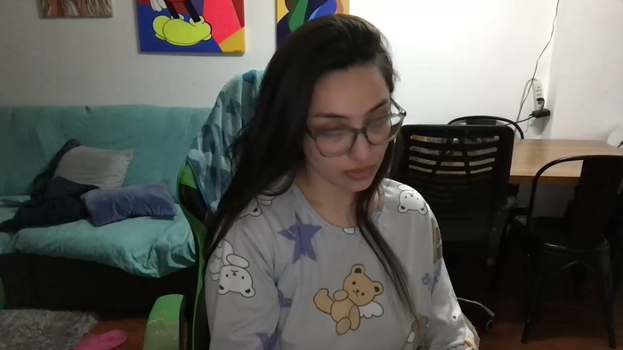 Latinaakita4