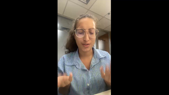 Sophie_____