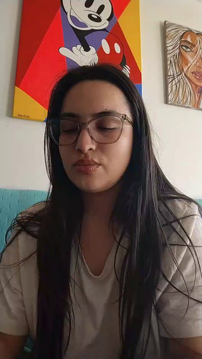 Latinaakita4