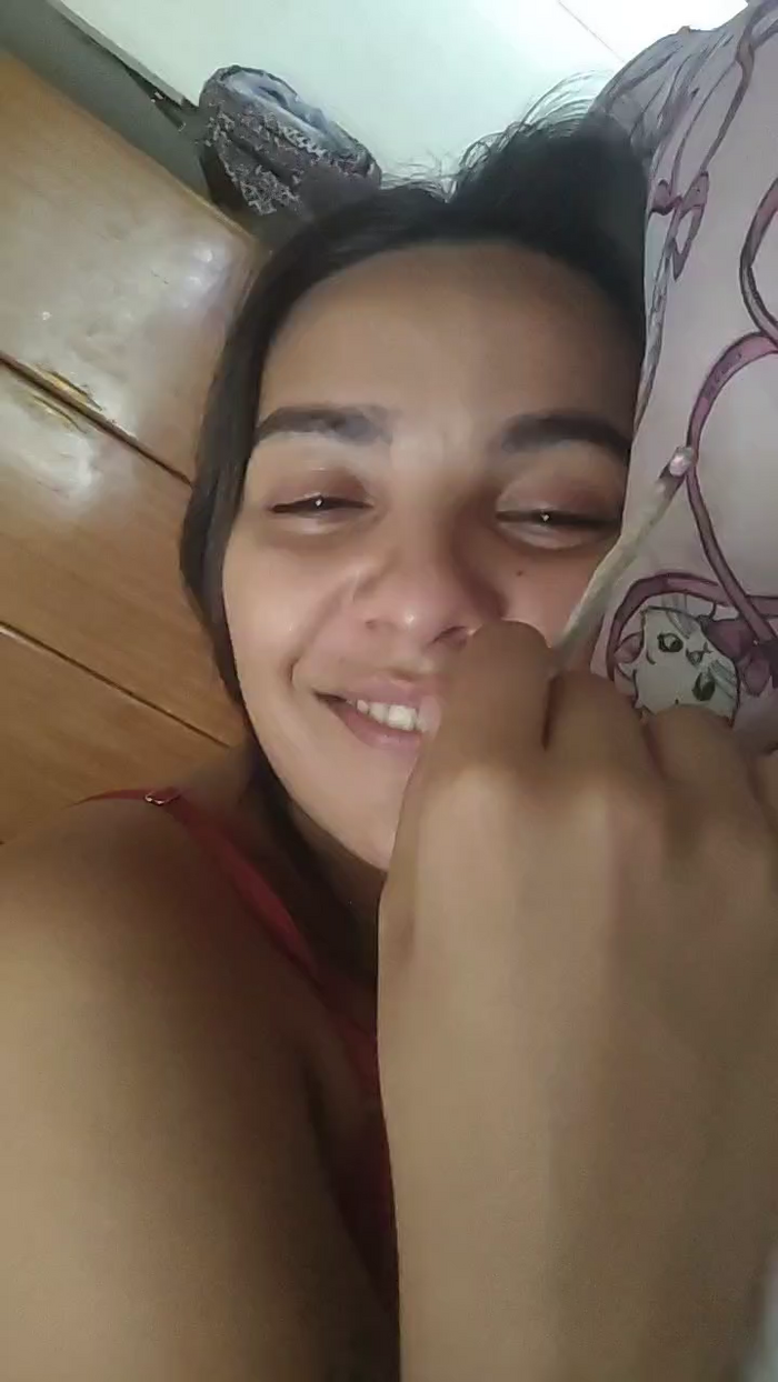 Larissasweet03