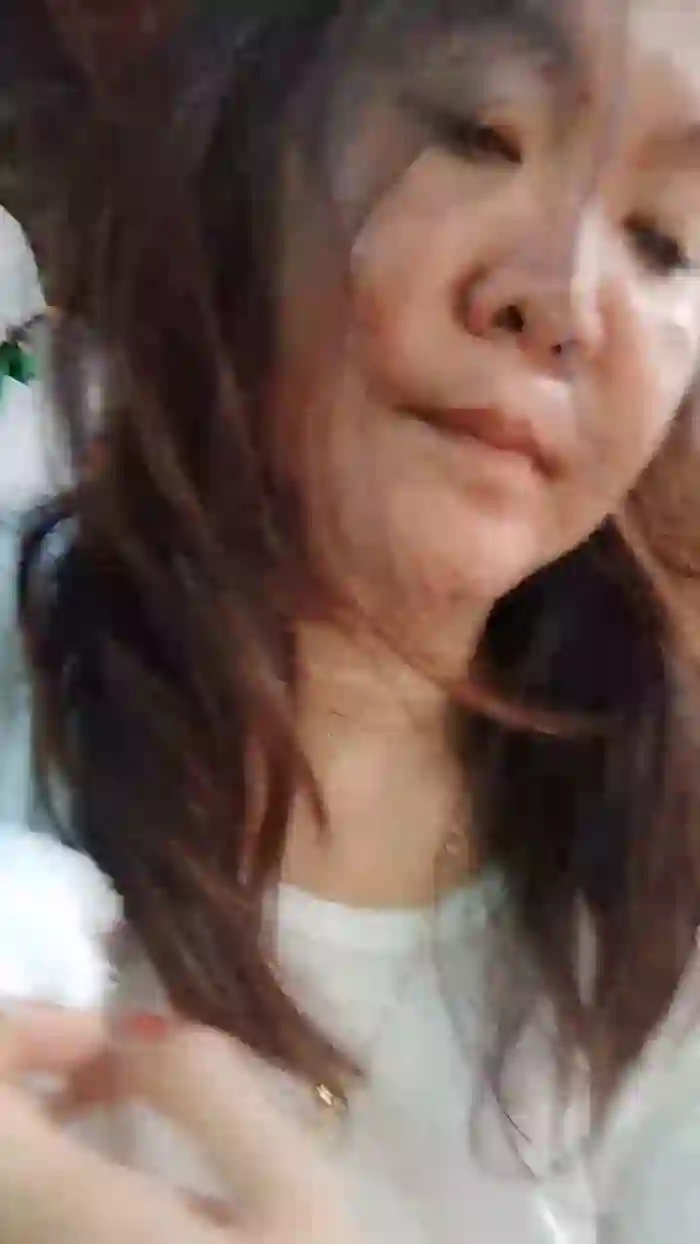 2024/12/12/cam4-wildlady-04-18-50