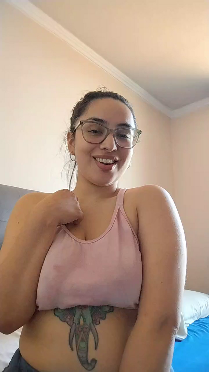Latinaakita4