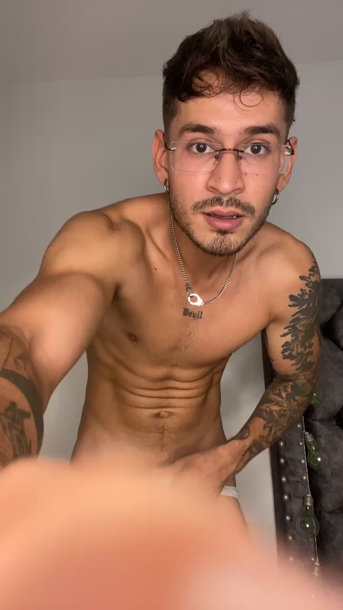 Nickyyy__