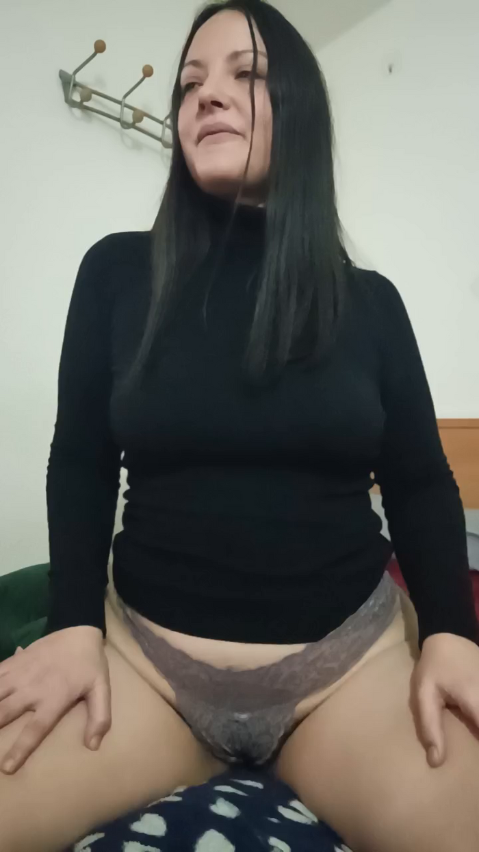 FoxySpanks