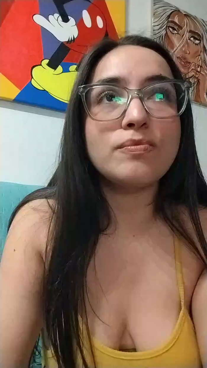 Latinaakita4