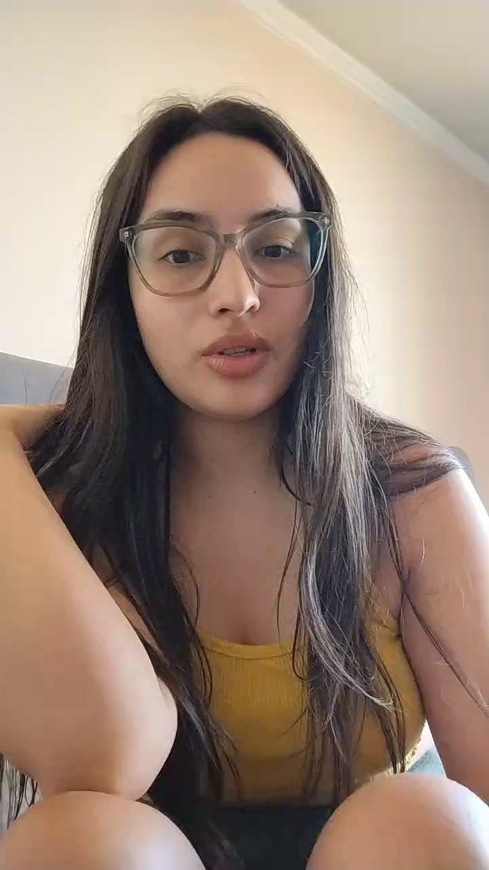 Latinaakita4