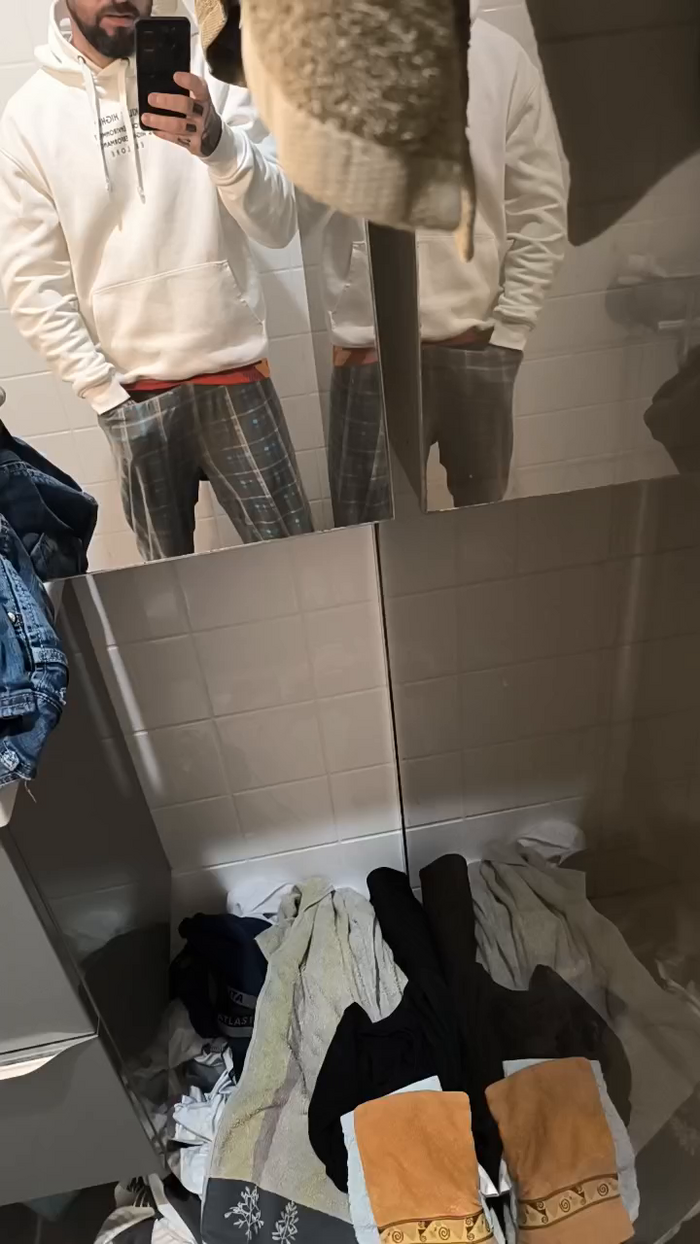 Couple84300