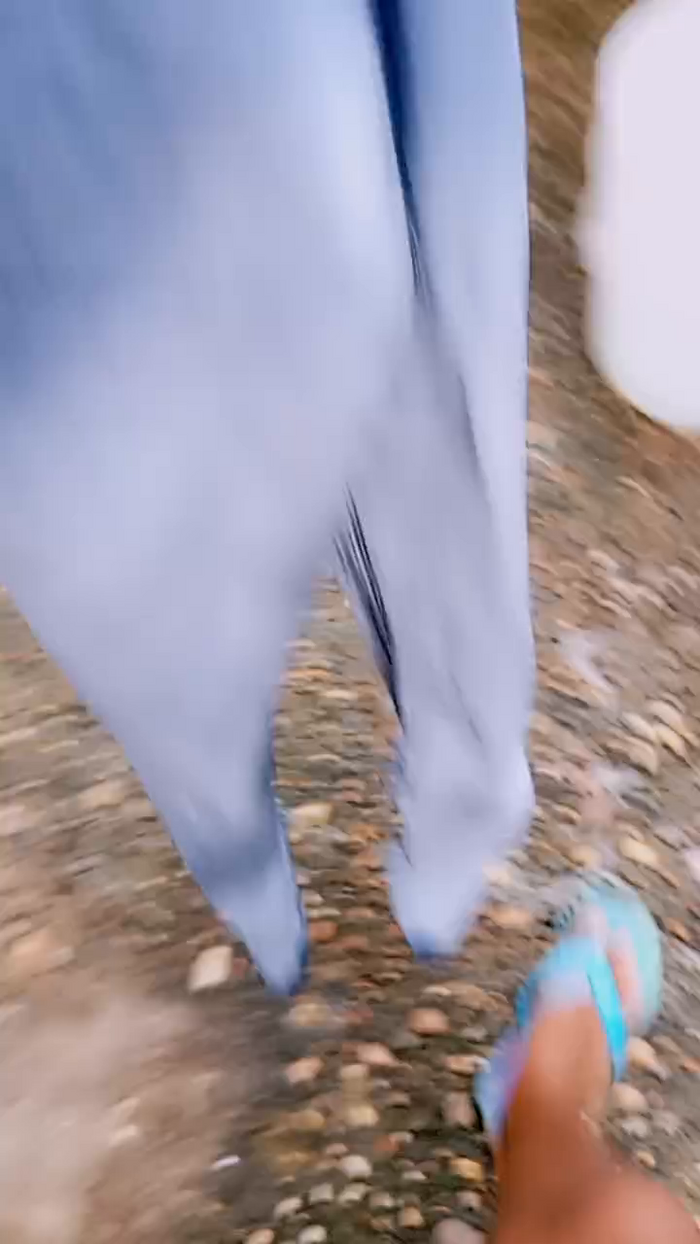 Girl_hotpee