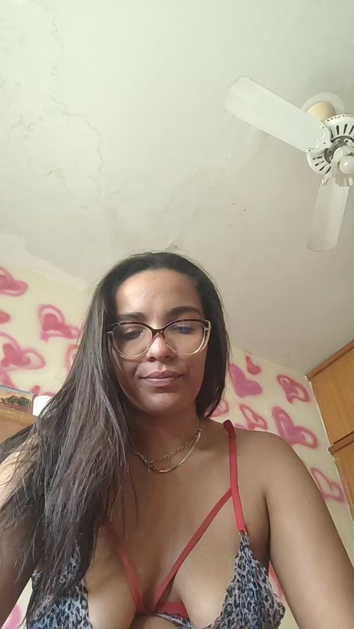 Larissasweet03