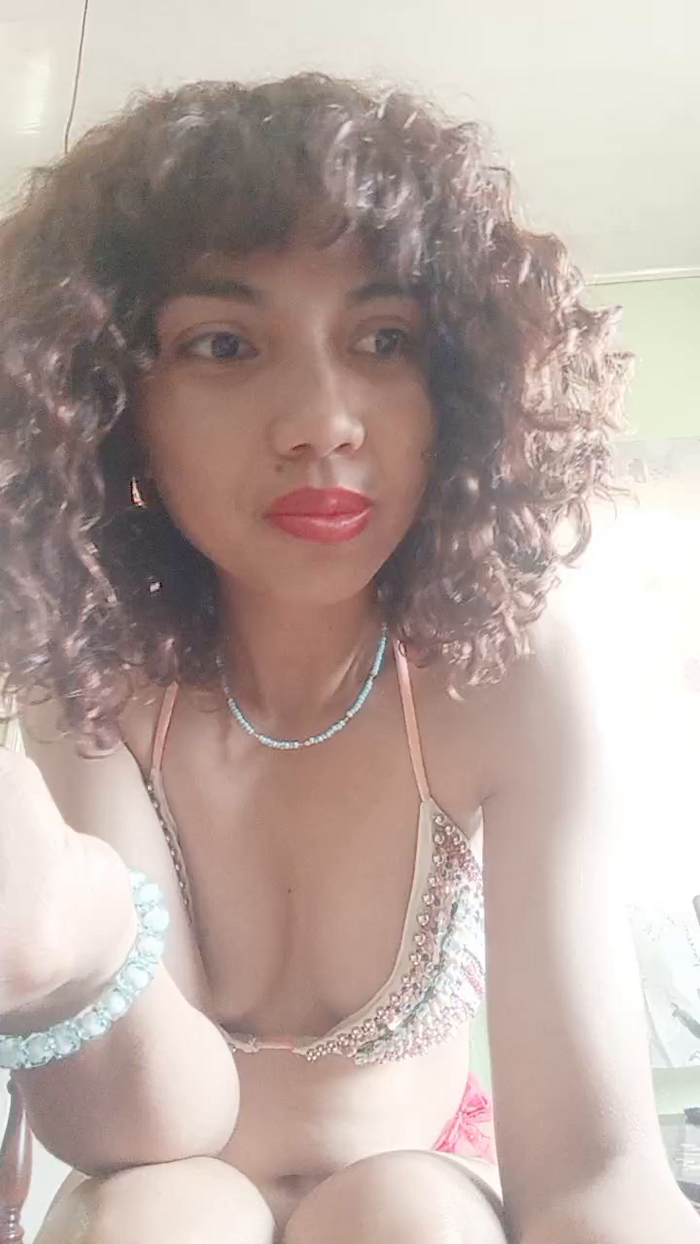 Mimi_sexy01