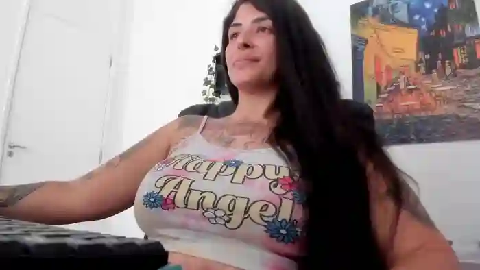 2025/01/01/cam4-talimajesty-16-16-33