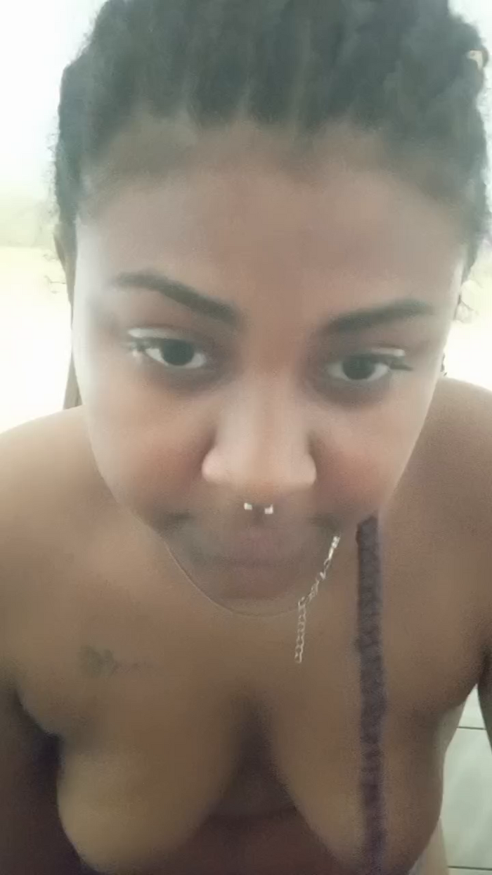 L_Lily