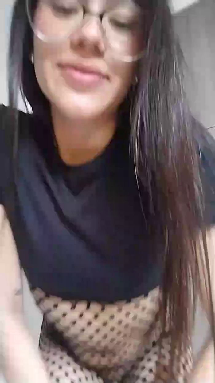 Abril_Hills