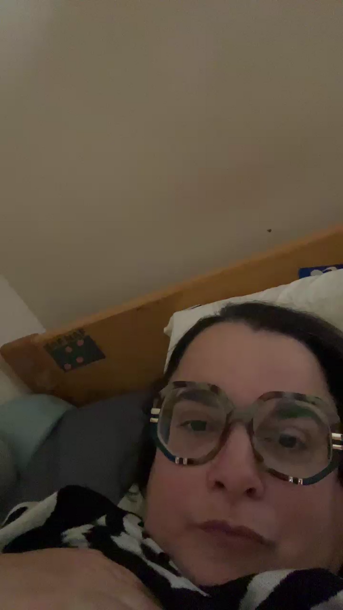 Hugetitshuge