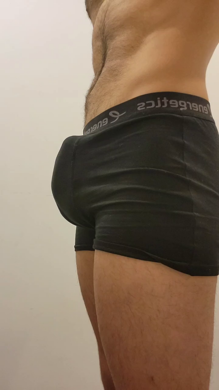 pseudonymee2hot
