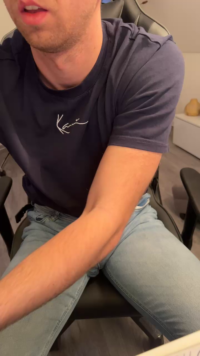 Jeansjunge96