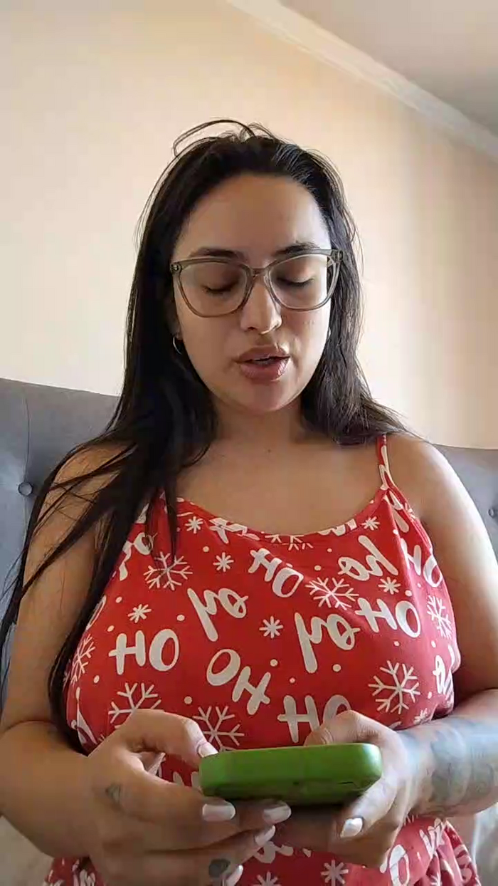 Latinaakita4