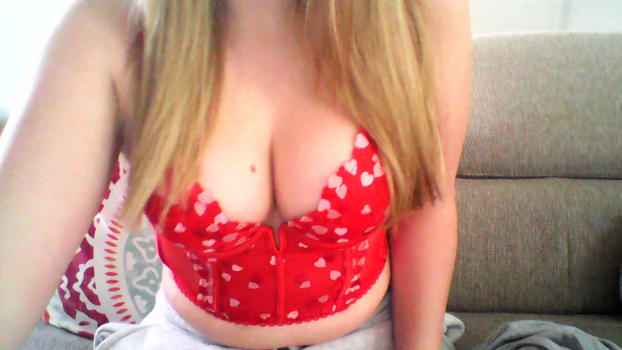 Camgirlie19
