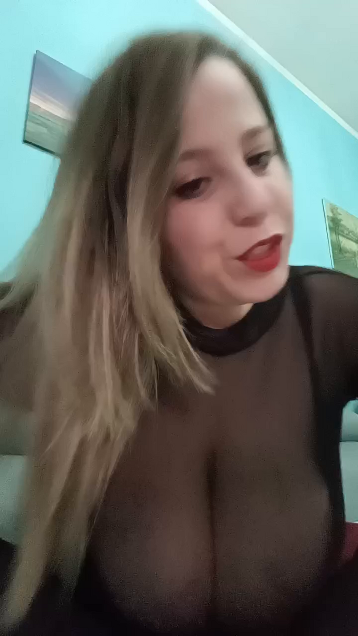 emma96_hot