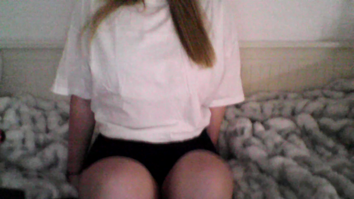Camgirlie19