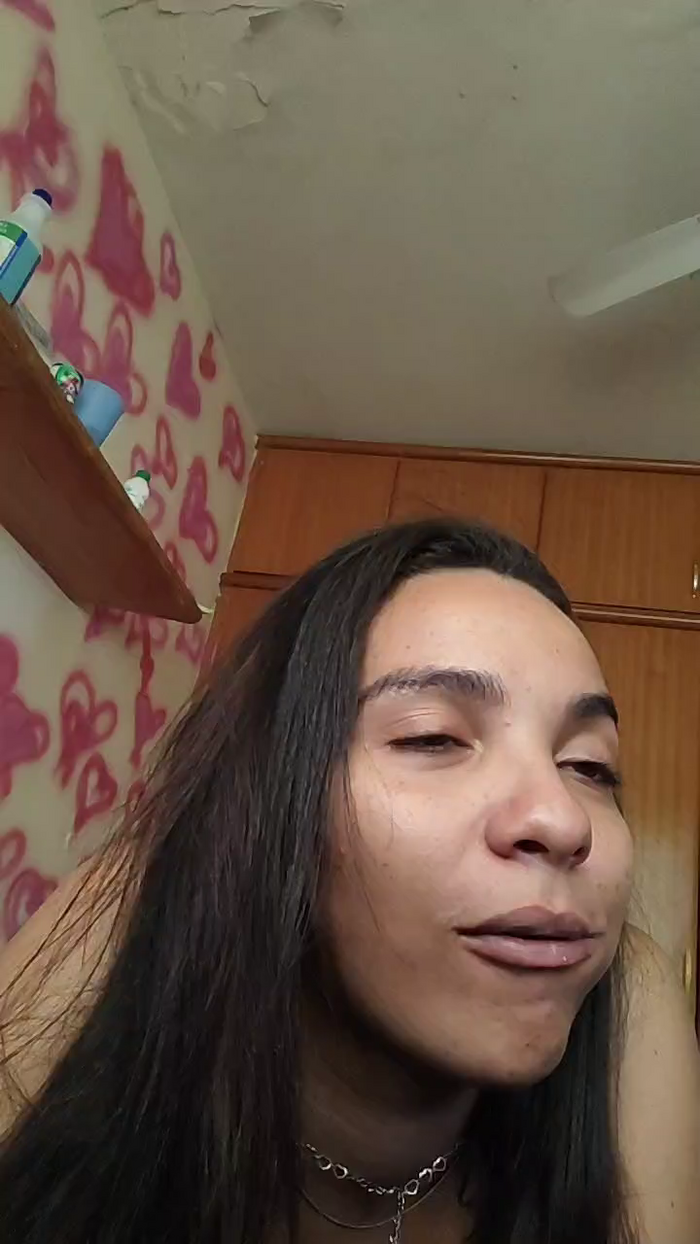 Larissasweet03