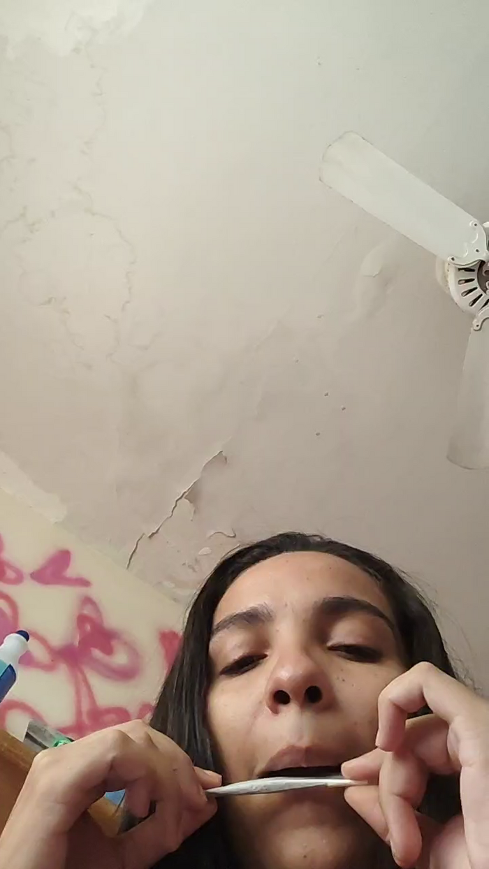 Larissasweet03