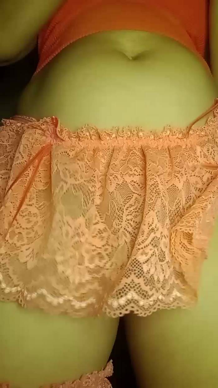 Morena_cacheado