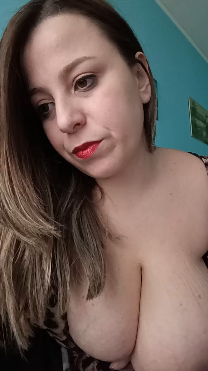emma96_hot