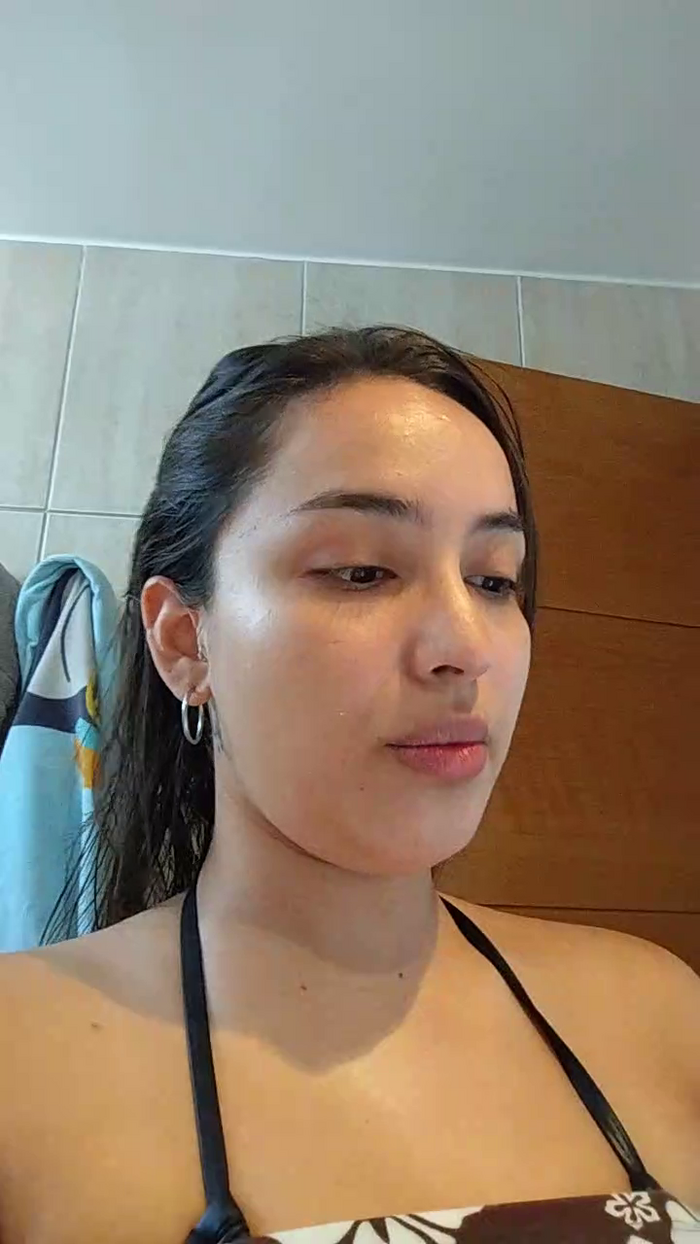 Latinaakita4