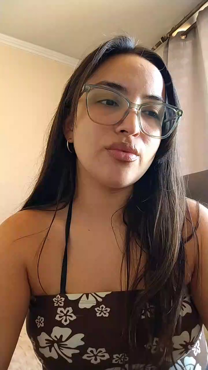 Latinaakita4