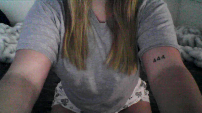 Camgirlie19