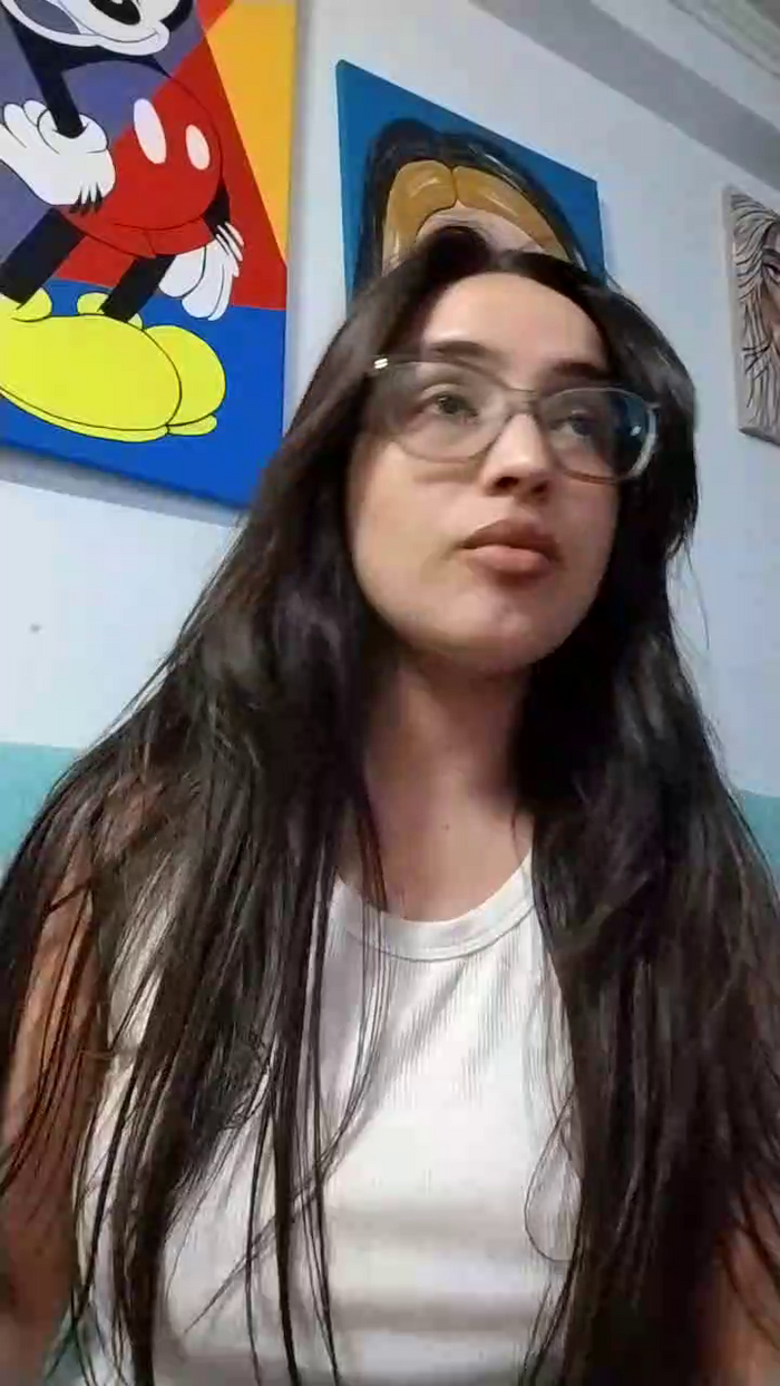 Latinaakita4