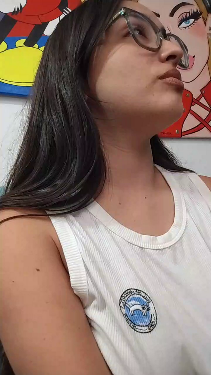 Latinaakita4