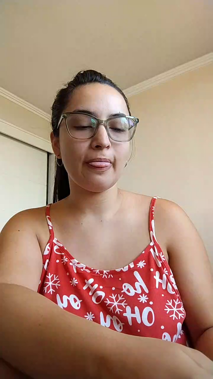 Latinaakita4