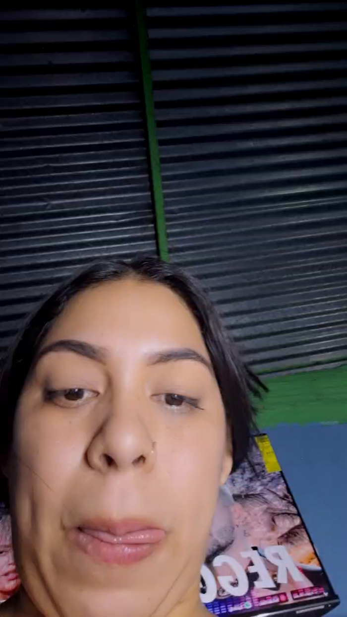 girl_pee