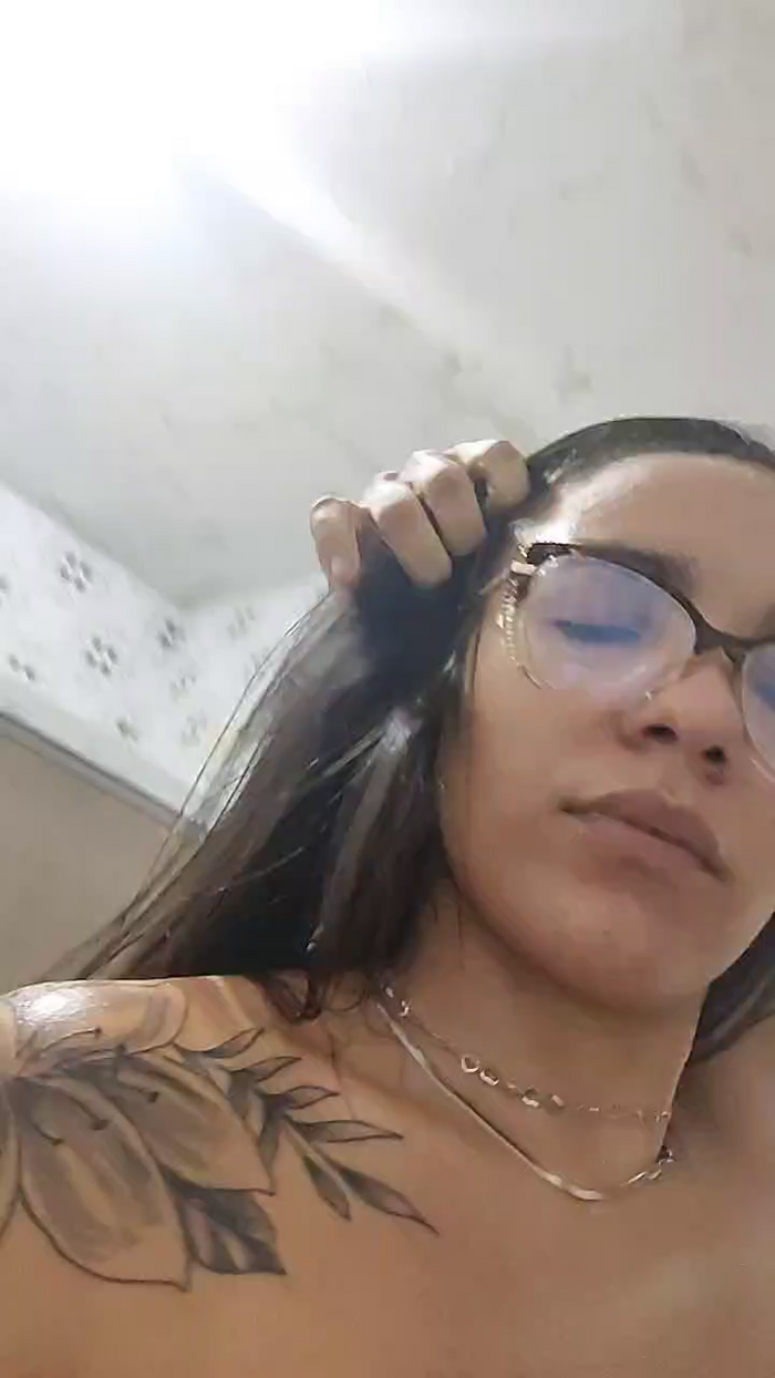 Larissasweet03