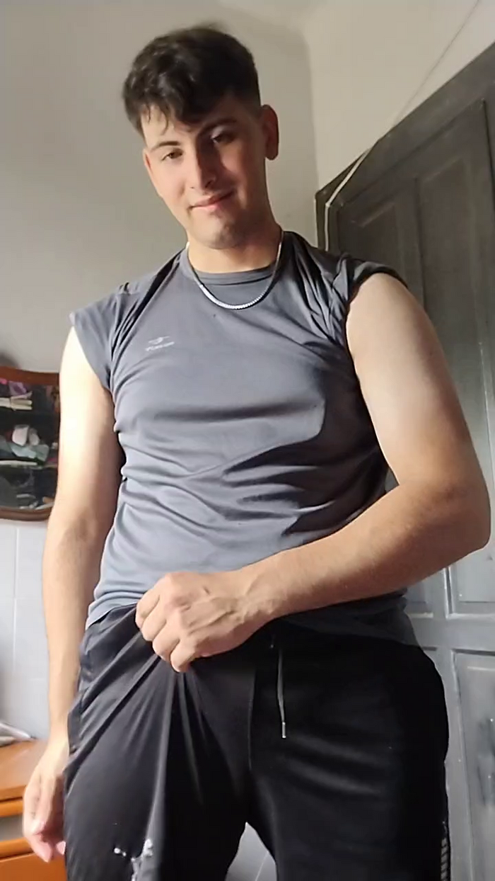 Lucas_Pink1