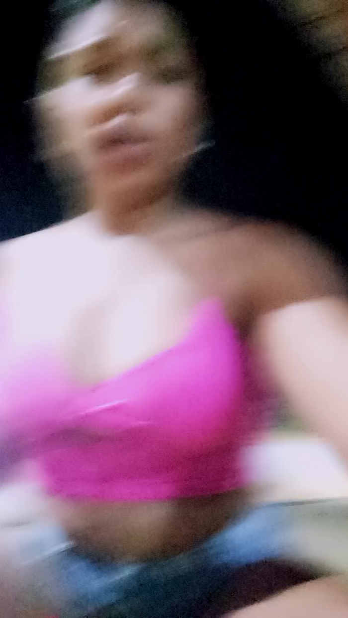 Girl_hotpee