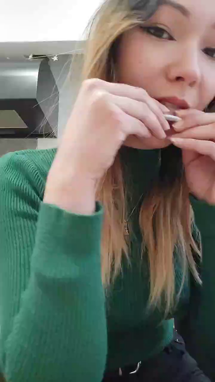 LoveFoxyQueen_1