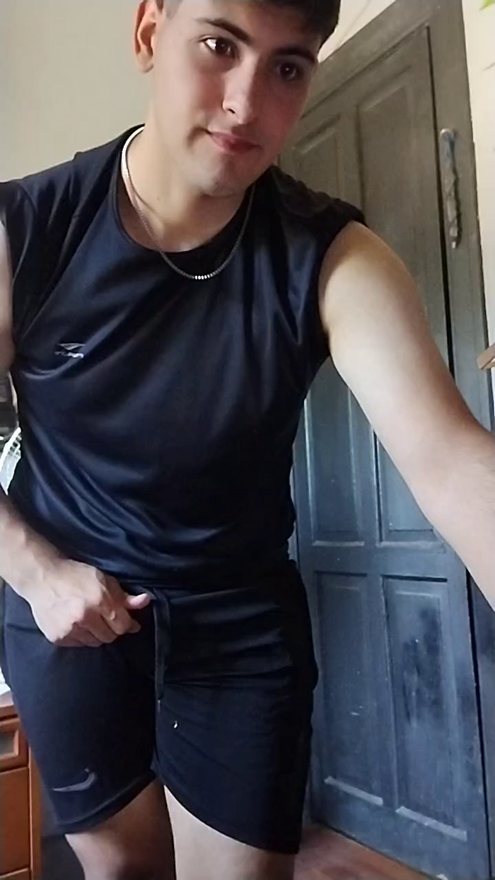 Lucas_Pink1