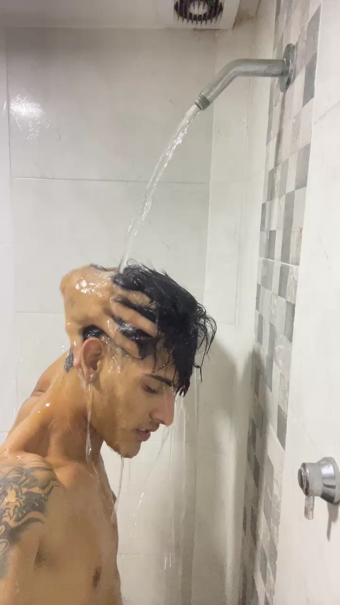 biglatinhard23