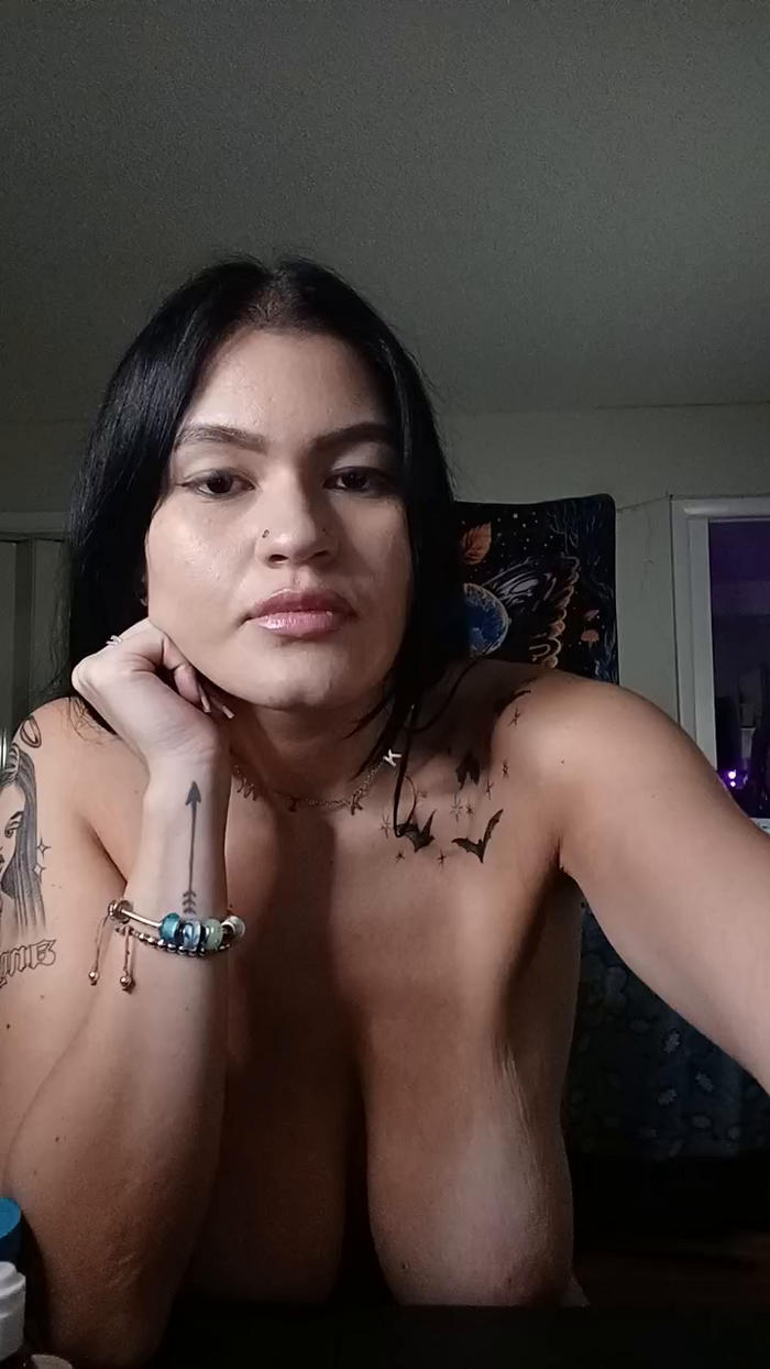 Nikkikittyx3