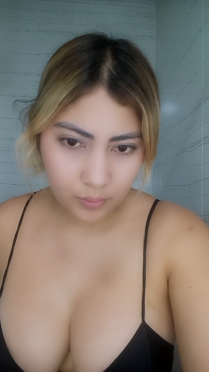 zoe_kimm