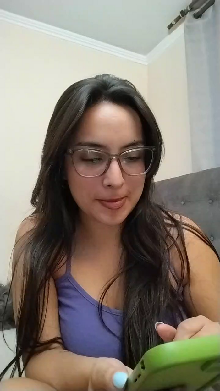 Latinaakita4