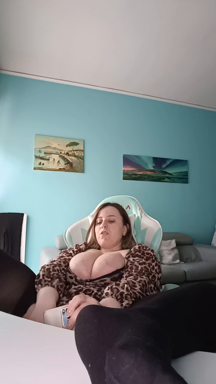 emma96_hot