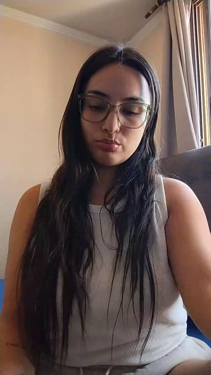 Latinaakita4