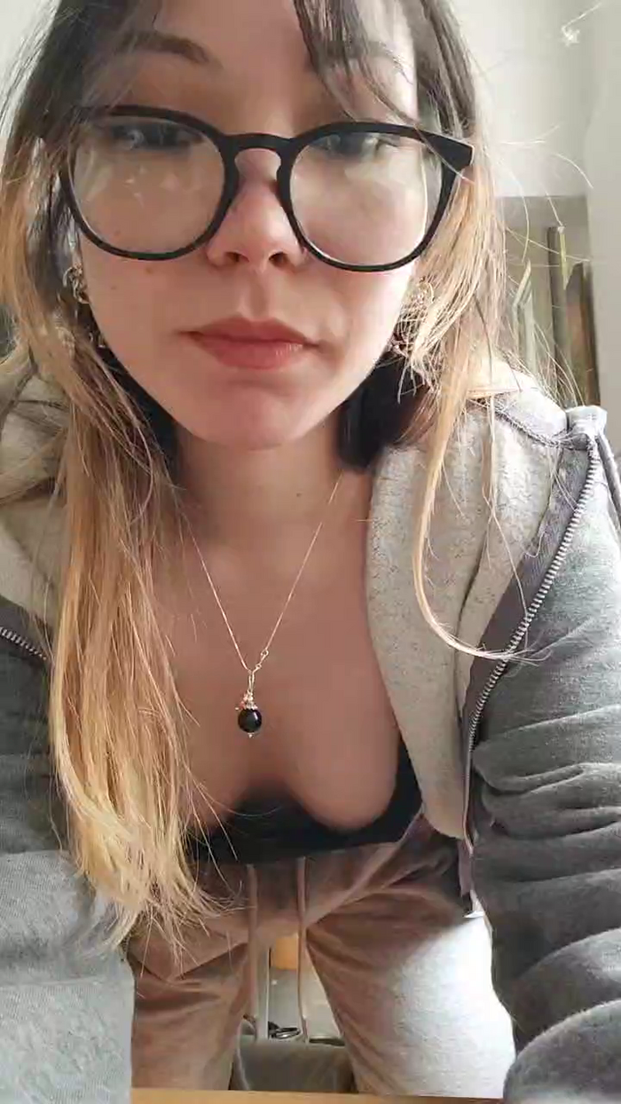 LoveFoxyQueen_1