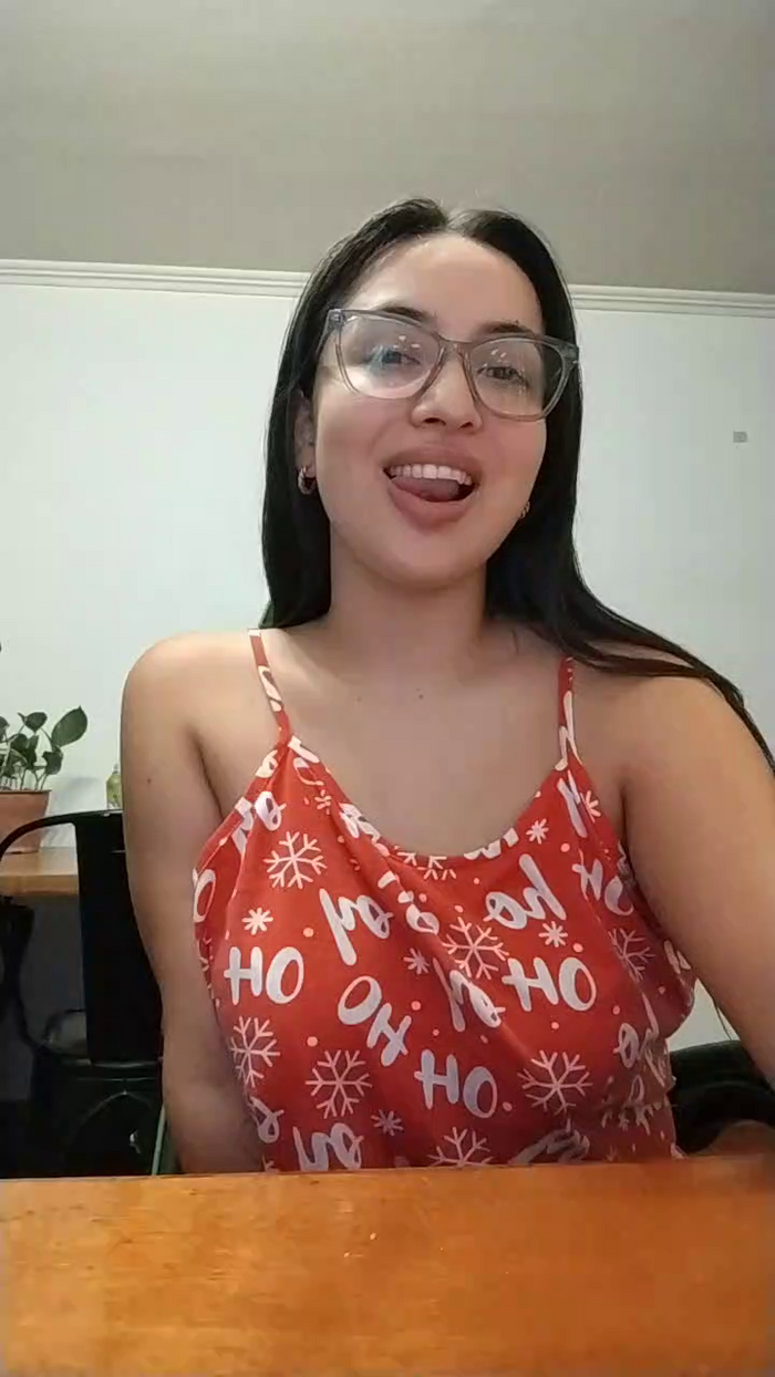 Latinaakita4