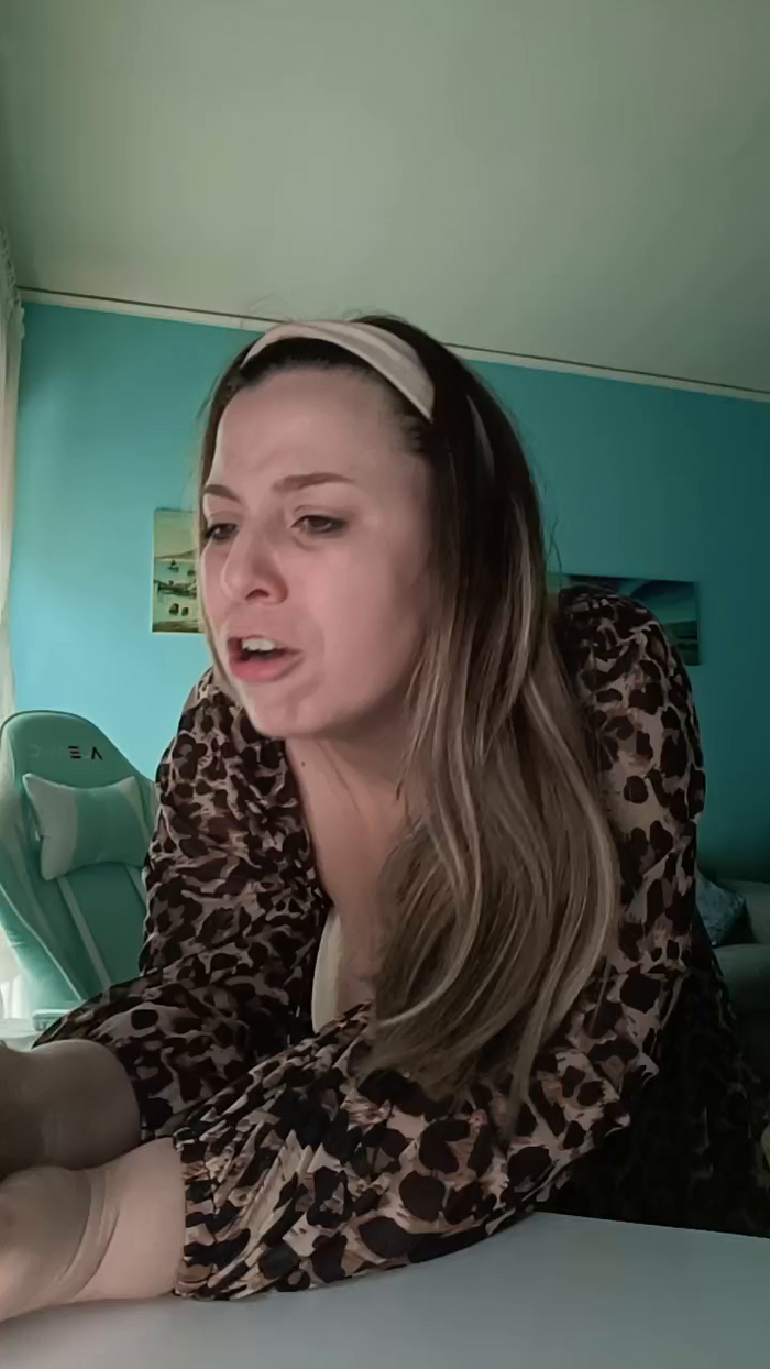 emma96_hot